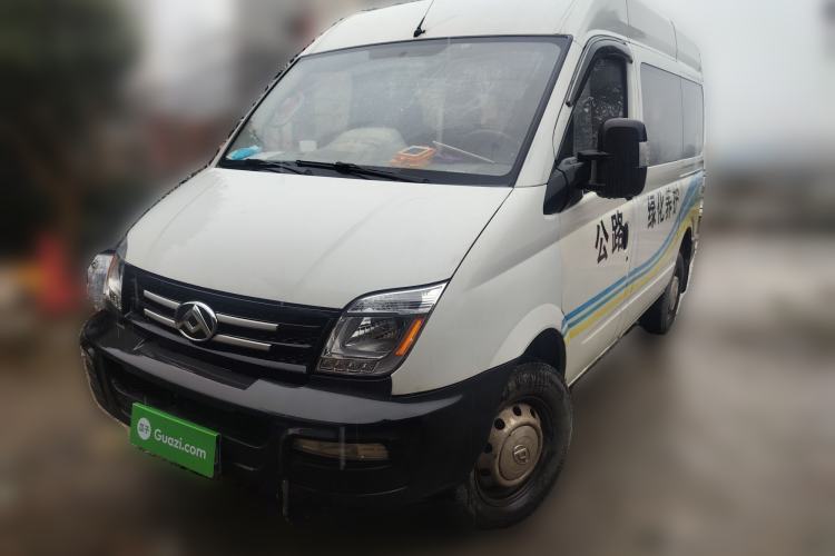 Used SAIC MAXUS Xintu V80 2019 2.5T Classic Edition 6-Speed Manual – Aoyuntong Short Wheelbase Mid-Height Design 5/6 Seats