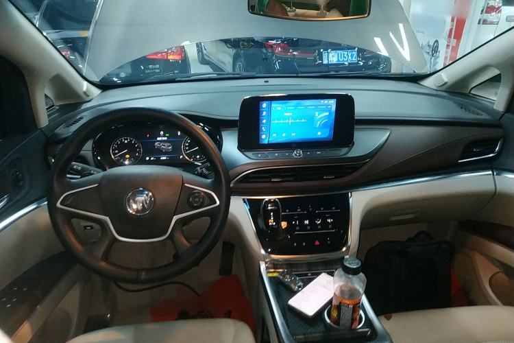 Used Buick GL8 2022 Land Cruiser Executive Class 652T Comfort Model
