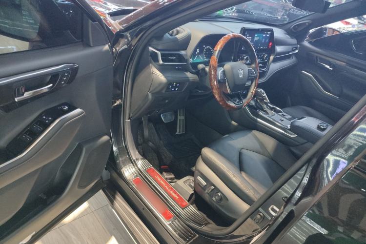 Used Toyota Crown Land Cruiser 2021 2.5L HEV Four-Wheel Drive Flagship Edition
