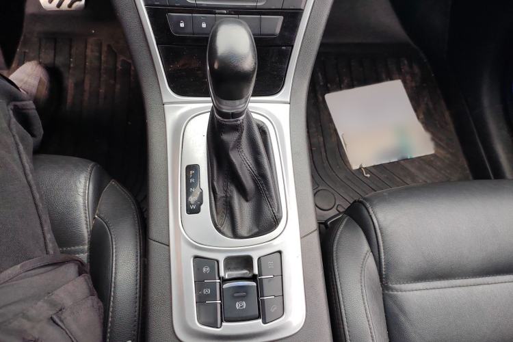 Used MG GS 2015 2.0TGI TST Four-Wheel Drive Flagship Edition
