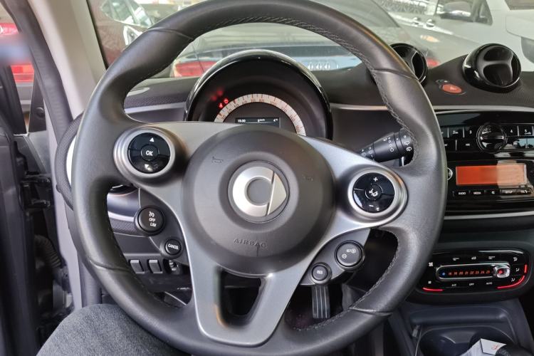 Used  fortwo 2018 1.0L 52kW Hardtop Passion Edition China V Standard