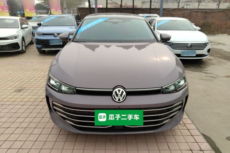 Used Volkswagen Passat 2025 Pro 380TSI Dragon Supreme Edition
