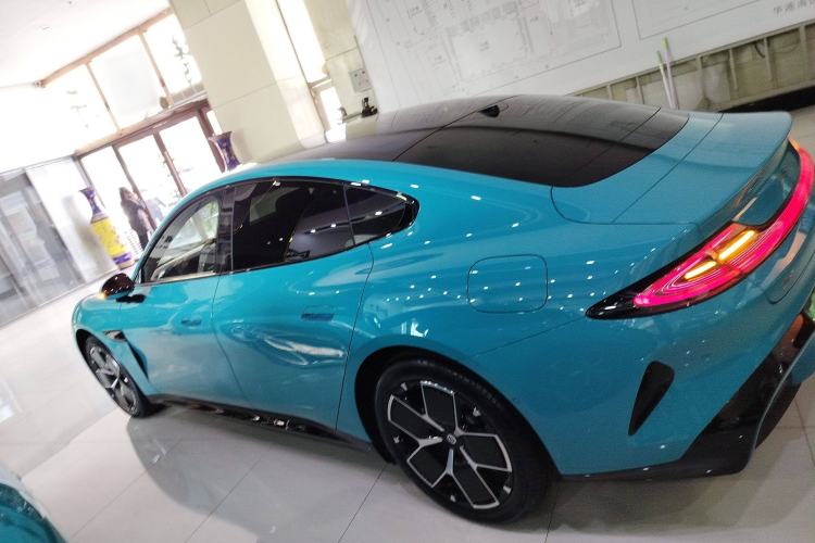 Used  SU7 2024 Rear-Drive Ultra-Long Range Advanced Pro-Level Intelligent Driving Version
