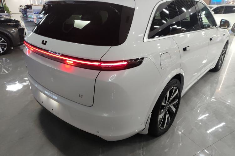 Used Li Auto L7 2023 Pro Model
