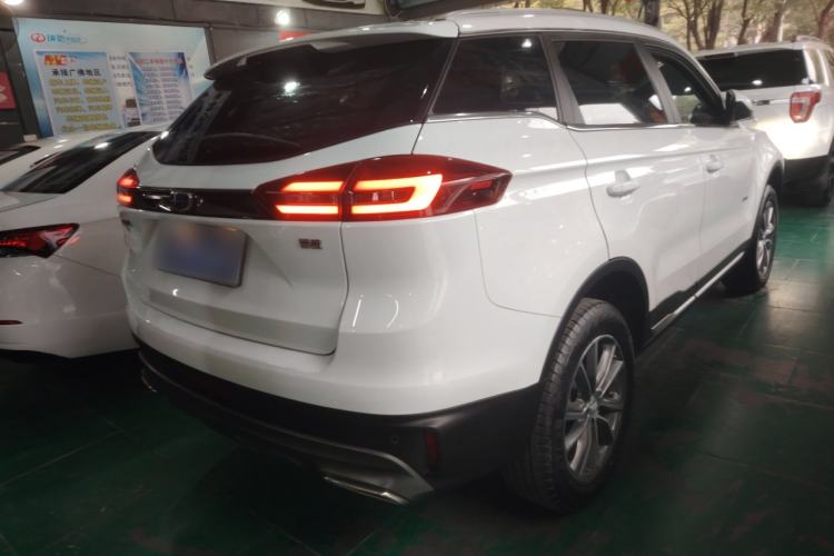 Used Geely Auto Emgrand X7 Sport 2020 1.8TD DCT Two-Wheel Drive Smart Connect 4G-Enabled Version

