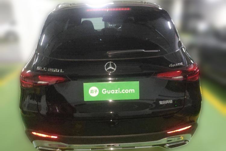 Used Mercedes-Benz GLC 2023 GLC 260 L 4MATIC Luxury Model 5 Seats
