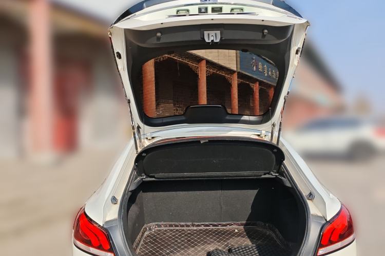 Used MG 6 2017 20T Manual Luxury Smart Connect Version China V Standard