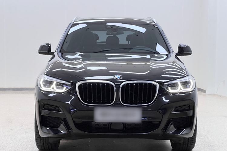 Used BMW X3 2020 xDrive30i Luxury Model with M Sport Package
