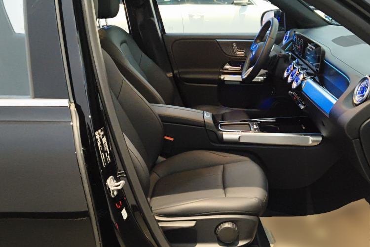 Used Mercedes-Benz GLB 2024 Refresh GLB 220 Dynamic Edition