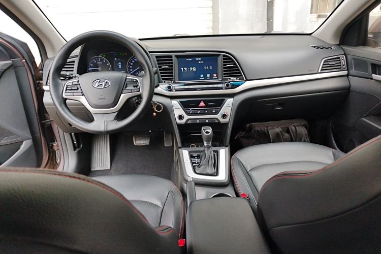 Used Hyundai Elantra 2016 1.6L Automatic ZhiXuan – Elite Version