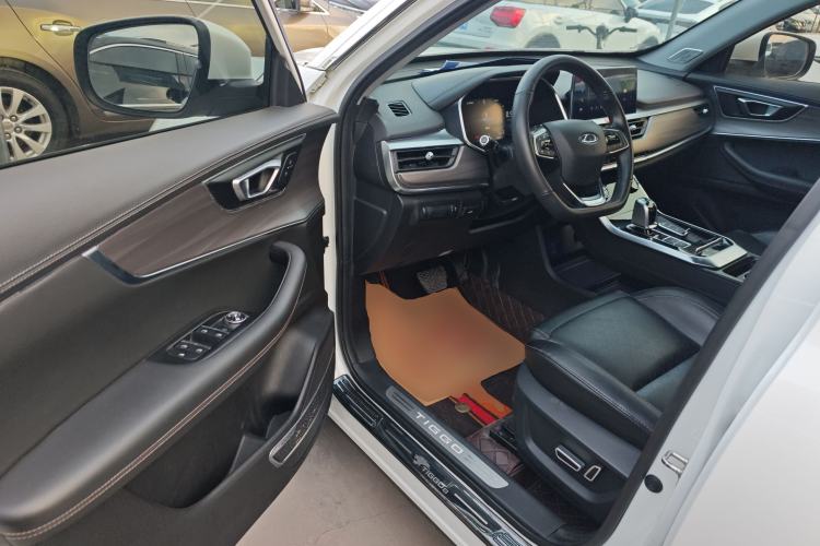 Used Chery Tiggo 8 2019 1.6 TGDI Automatic Luxury Model
