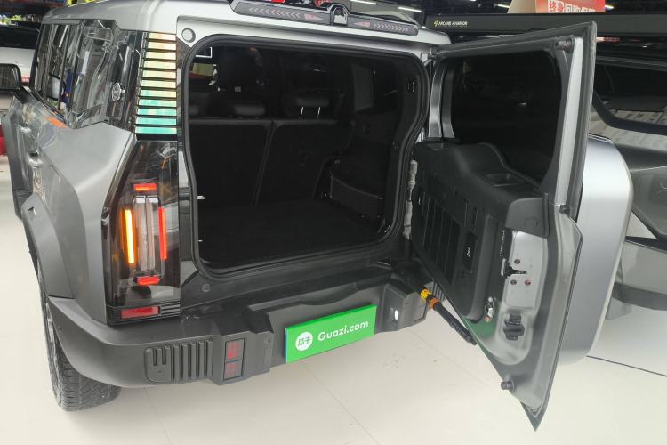 Used Jetour Traveler 2023 2.0T All-Wheel Drive CrossPRO+
