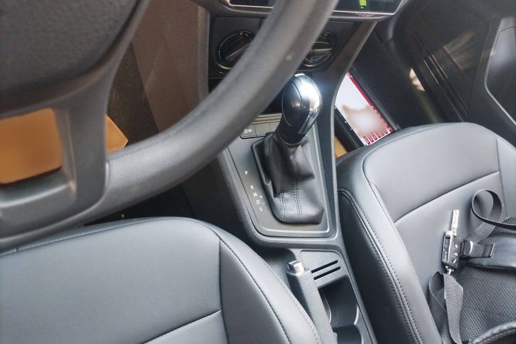 Used Volkswagen Lavida 2017 1.6L Automatic Fashion Edition