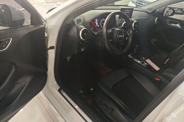 Used Audi A3 2020 Limousine 35 TFSI Fashion Edition China VI Emission Standard
