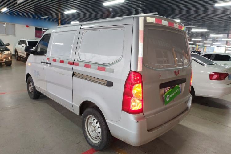 Used Wuling Rongguang S 2021 1.2L Base Model Window-Sealed 2-Seat LSI Car
