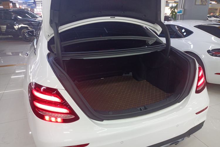 Used Mercedes-Benz E-Class 2019 Restyled E 300 L Sporty and Stylish Edition