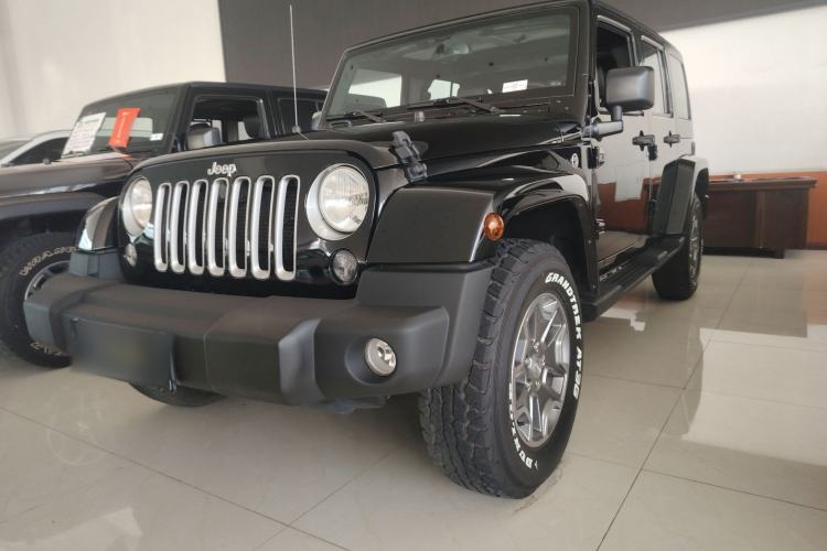 Used  Wrangler 2017 3.0L Sahara Four-Door Comfort Edition