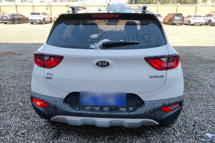 Used Kia kx1 Stonic 2021 1.4L CVT Fun & Sunroof Model
