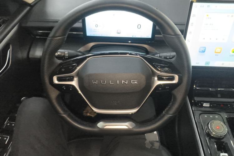 Used Wuling Xingguang 2023 150 Advanced Edition
