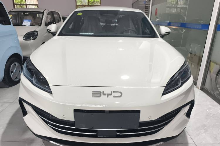 Used BYD Seal 06 New Energy 2025 DM-i Smart Drive 80KM Luxury Model
