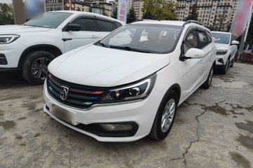 Used Baojun 310W 2017 1.5L Manual Fashion Model China V