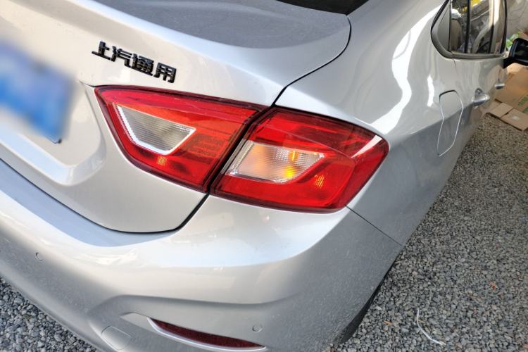 Used Chevrolet Cruze 2018 Redline 320 Automatic Xuanfeng Urban Edition
