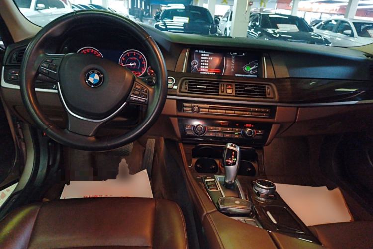 Used BMW 5 Series 2014 525Li Luxury Design Package
