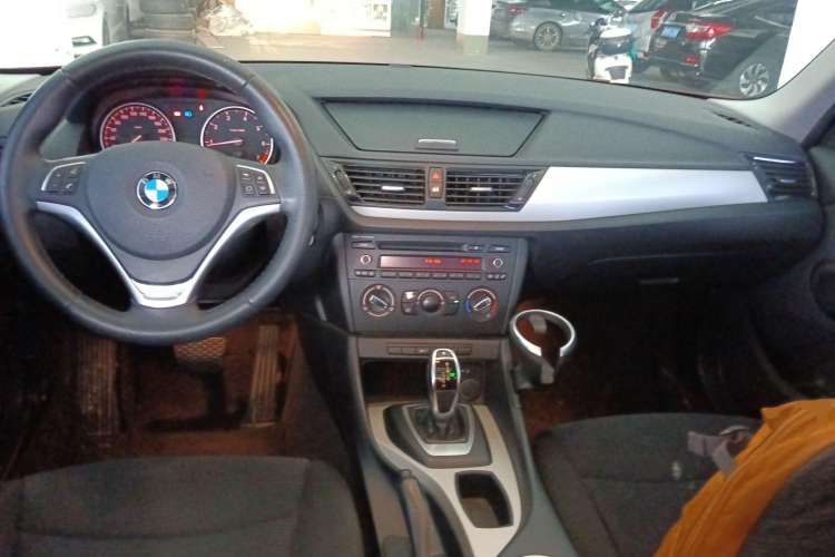 Used BMW X1 2014 sDrive18i Fashion Model
