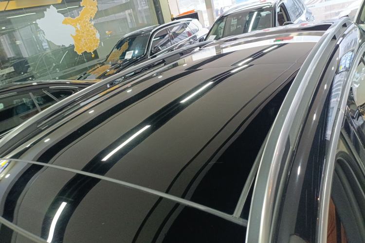 Used Mercedes-Benz GLC 2024 Facelifted GLC 260 L 4MATIC Luxury Version 5 Seats
