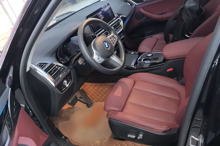 Used BMW iX3 2022 Updated Leading Version
