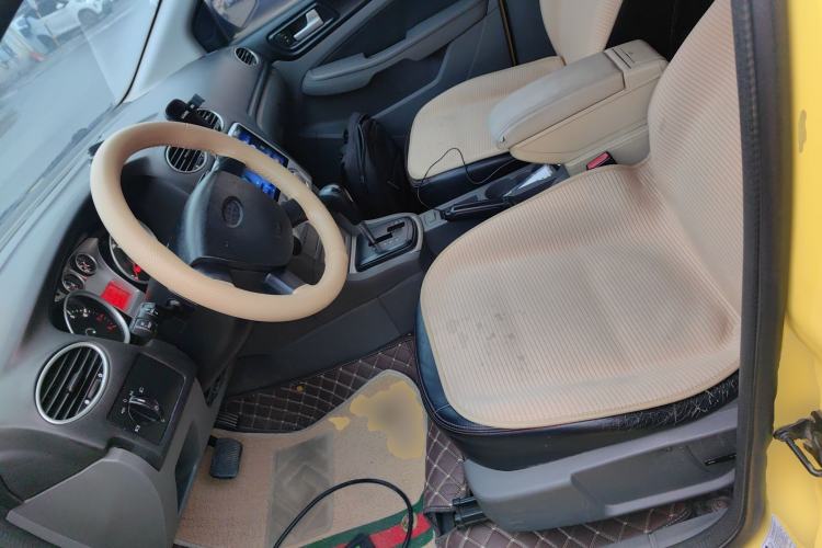 Used Ford Focus 2013 Hatchback Classic 1.8L Automatic Base Model
