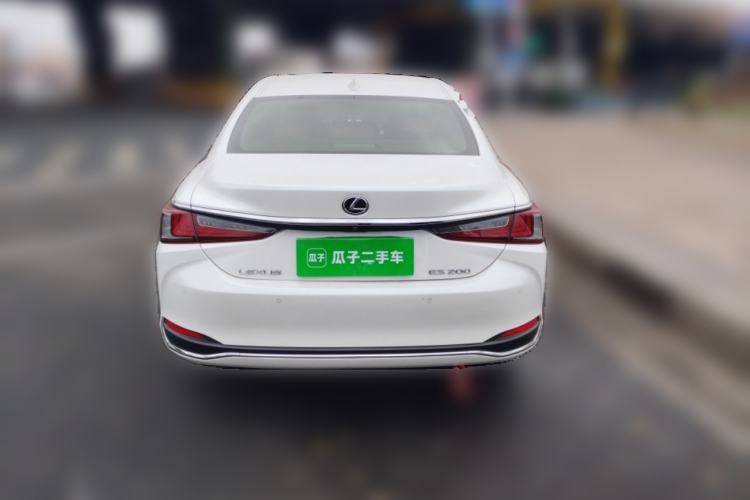 Used Lexus ES 2020 200 Excellence Edition
