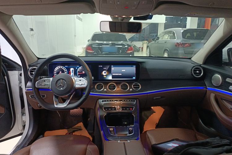 Used Mercedes-Benz E-Class 2019 E 300 L Sporty and Stylish Model