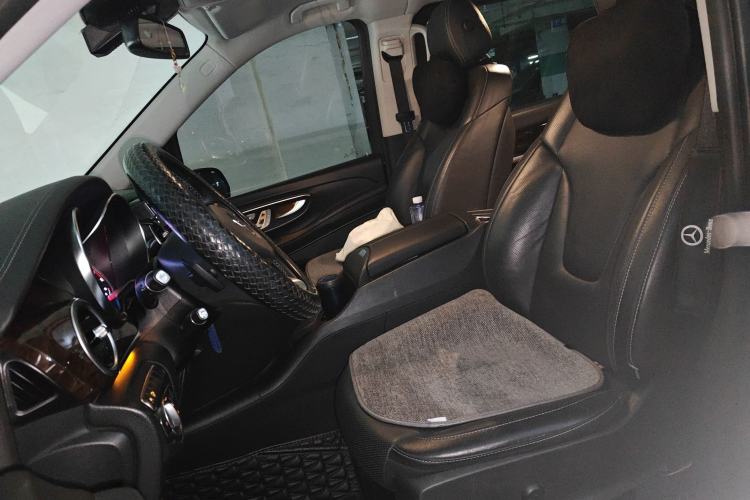 Used Mercedes-Benz V-Class 2018 V 260 Prestige Edition China VI