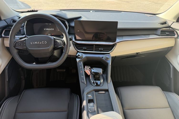 Used Lynk & Co 06 2023 Remix 1.5T Shero