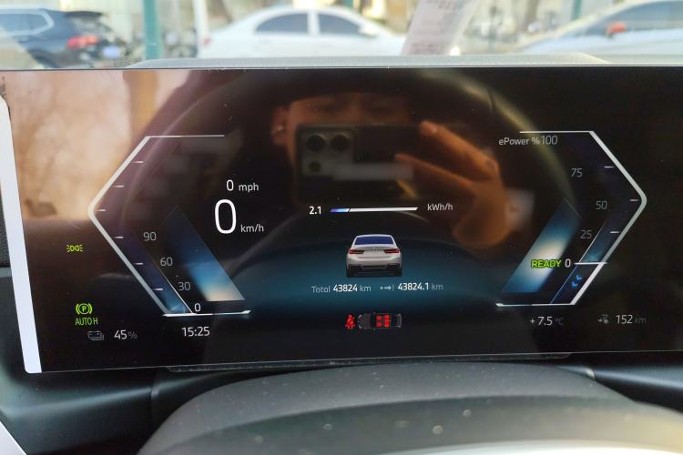 Used BMW i3 2024 eDrive 35 L
