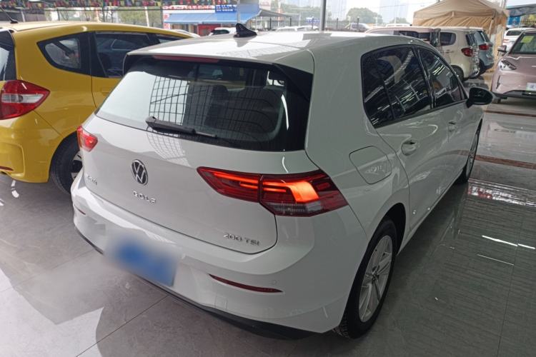 Used Volkswagen Golf 2023 200TSI DSG
