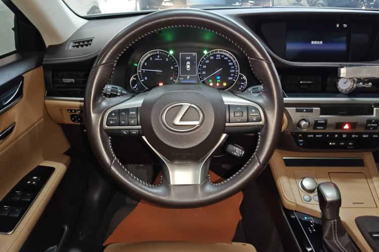 Used Lexus ES 2015 200 Elite Edition
