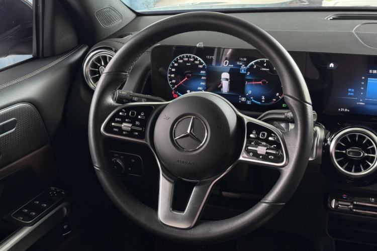 Used Mercedes-Benz GLB 2023 GLB 220 Fashion Model