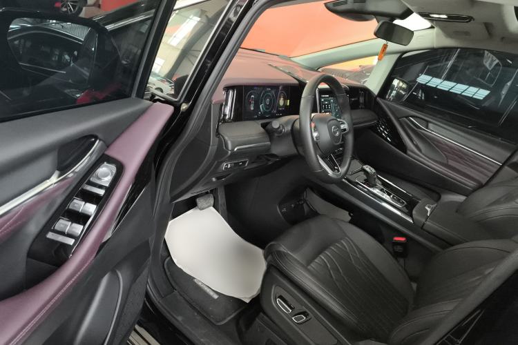 Used GAC Trumpchi M8 2024 Master Series 400T Prestige Edition
