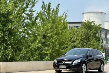 Used Mercedes-Benz R-Class 2017 R 320 4MATIC Luxury Collection Edition