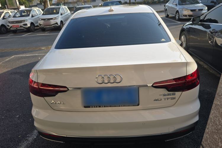 Used Audi A4L 2024 40 TFSI Fashion Dynamic Model
