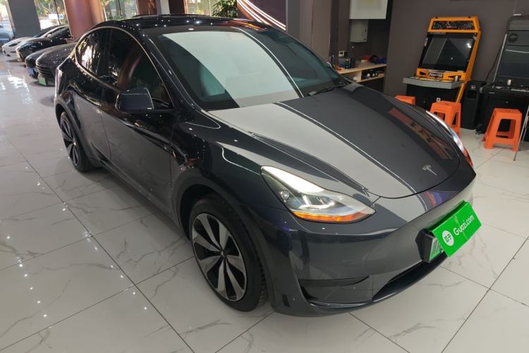 Used Tesla Model Y 2024 Rear-Wheel-Drive Version
