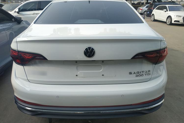 Used Volkswagen Sagitar 2024 200TSI DSG Flyover Edition
