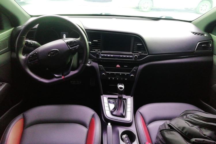 Used Hyundai Elantra 2016 1.4T Dual-Clutch Xuan Dong · Flagship Edition