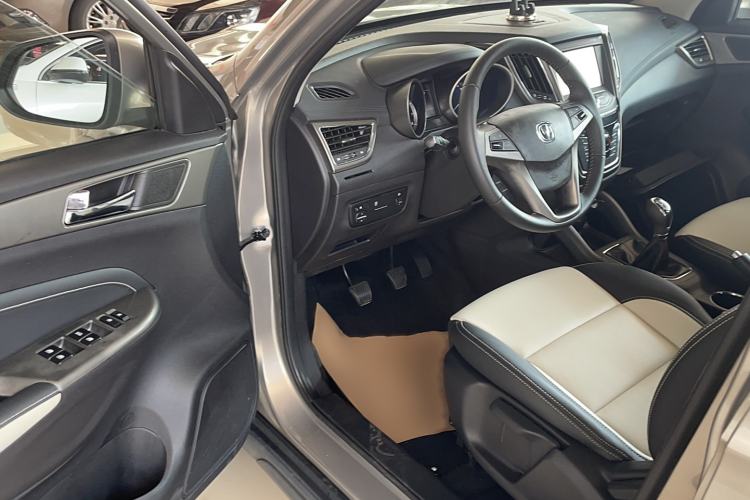 Used Changan CS35 2017 1.6L Manual Luxury Model
