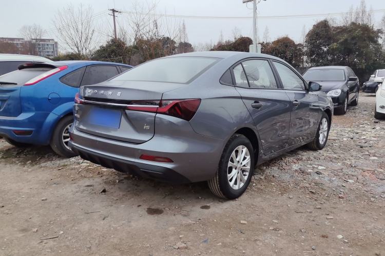 Used Roewe i5 2026 Model 1.5L Manual Comfort Version