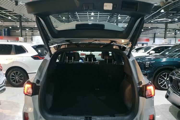 Used Ford Escape 2024 EcoBoost 245 Four-Wheel Drive ST-Line Pro Trim
