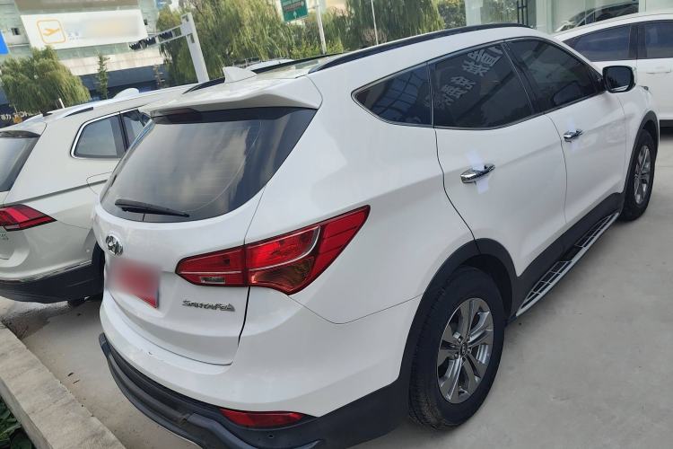 Used Hyundai Santa Fe 2015 2.0T Automatic Two-Wheel Drive Smart Version 5 Seats
