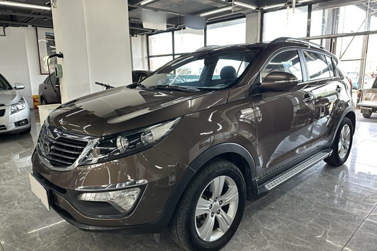 Used Kia Sportage R 2014 2.0L Manual Two-Wheel-Drive GLS
